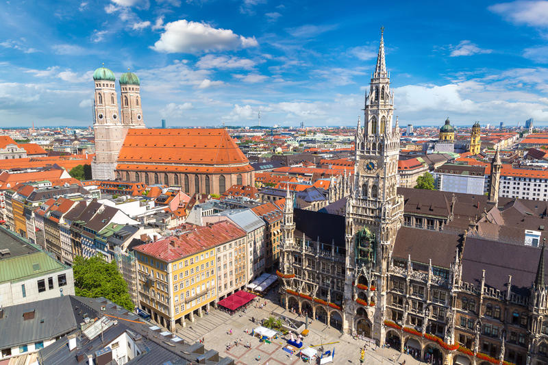 München, Marienplatz und Frauenkirche | MUC11400