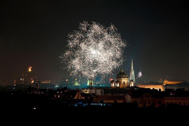 WIEN SILVESTER FEUERWERK | DON16800