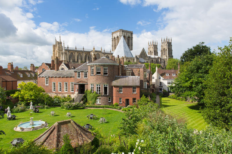 York, Blick von der Stadtmauer auf das Münster | YOR10300