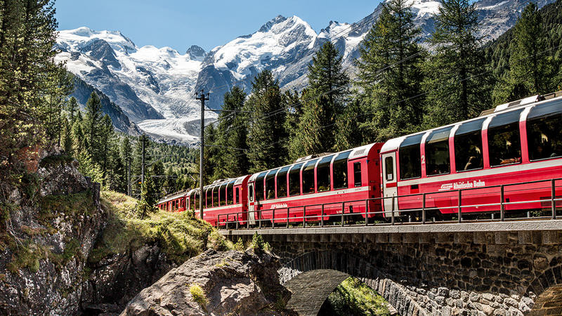 Bernina Express bei Morteratsch | ZER10590